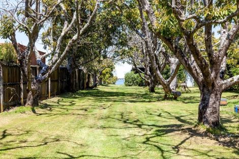 Photo of property in 6 Aileen Place, Whangamata, 3691