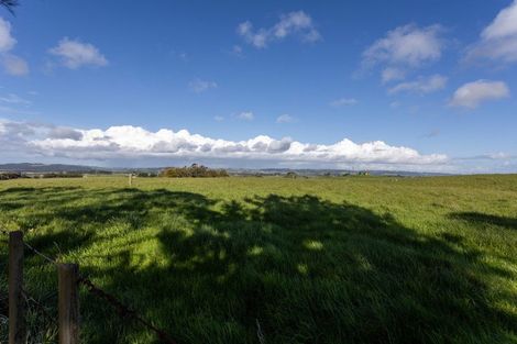 Photo of property in 179 Evans Road, South Head, 0874