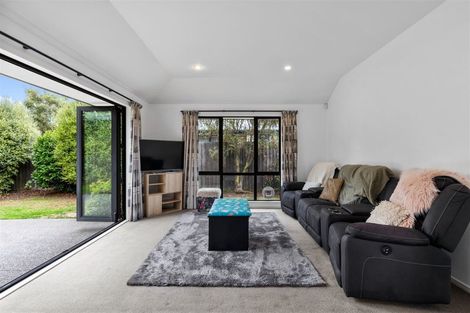 Photo of property in 12 Marymere Place, Hei Hei, Christchurch, 8042
