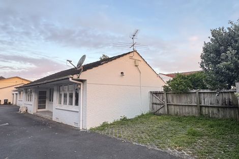 Photo of property in 1/720 Manukau Road, Royal Oak, Auckland, 1023