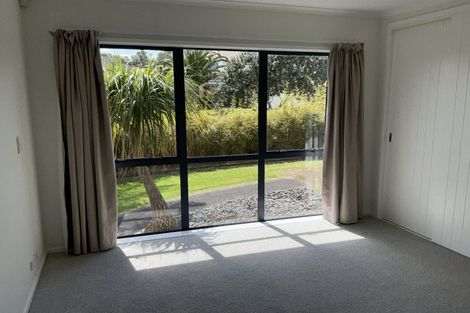 Photo of property in 1 Aviara Court, Northpark, Auckland, 2013