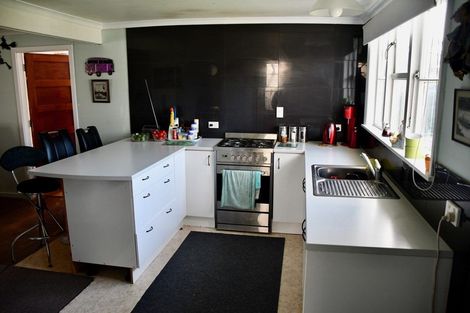 Photo of property in 10 Hunter Street, Karamea, 7893