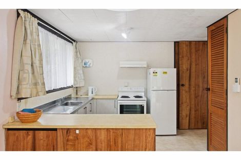 Photo of property in 2/86 Lynn Road, Bayview, Auckland, 0629