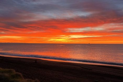 Photo of property in 124 North Shore Road, Eskdale, Napier, 4182