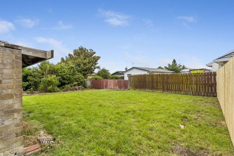 Photo of property in 6a Ngahina Street, Paraparaumu, 5032