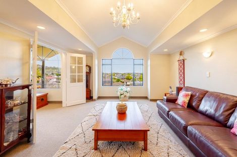 Photo of property in 41 Hetley Crescent, Taradale, Napier, 4112