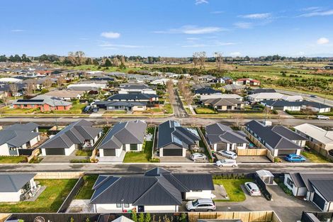 Photo of property in 10 Te Pakiaka Road, Pegasus, 7612