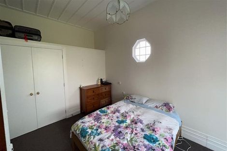 Photo of property in 18 Connaught Terrace, Brooklyn, Wellington, 6021