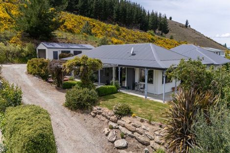 Photo of property in 56 Shields Street, Clyde, 9330