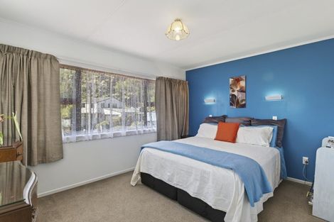 Photo of property in 32 Beaumont Crescent, Frankleigh Park, New Plymouth, 4310
