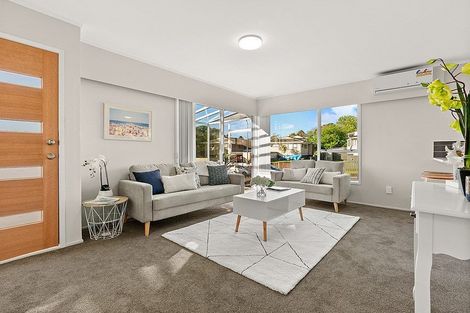 Photo of property in 1/3 Sentosa Place, Clover Park, Auckland, 2019