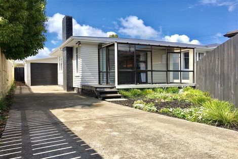 Photo of property in 98 Mahia Road, Manurewa, Auckland, 2102