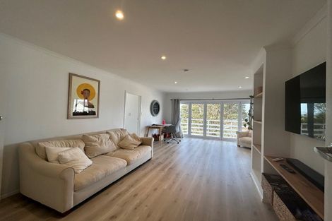 Photo of property in 29 Tirowhanga Road, Paremata, Porirua, 5024