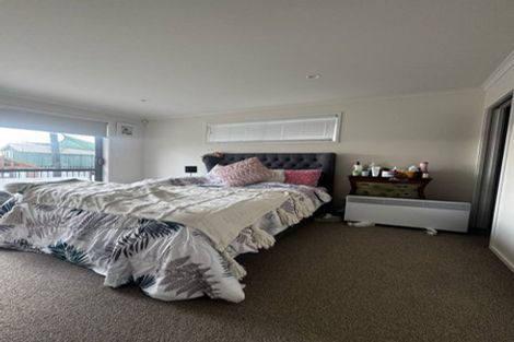 Photo of property in 3 Opouatu Avenue, Glenbrook, 2681