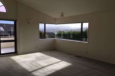 Photo of property in 31 The Crowsnest, Whitby, Porirua, 5024