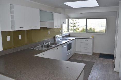 Photo of property in 3 Brenton Place, Whangamata, 3691