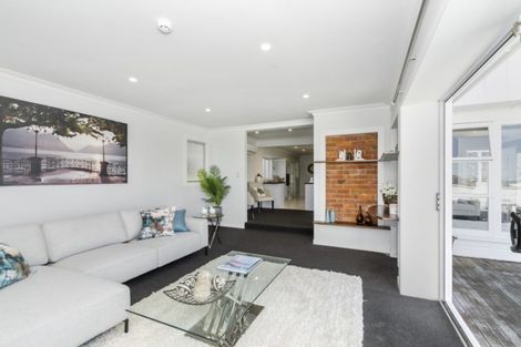 Photo of property in 52 Alexander Street, Cockle Bay, Auckland, 2014