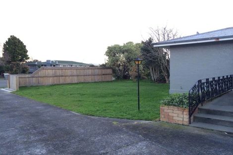 Photo of property in 19 Ilford Place, Awapuni, Palmerston North, 4412