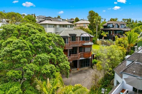 Photo of property in 1/62 Beach Road, Castor Bay, Auckland, 0620