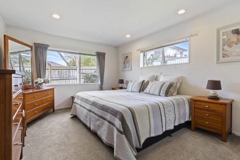 Photo of property in 176 Millhouse Drive, Golflands, Auckland, 2013