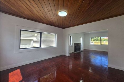 Photo of property in 1 Bledisloe Street, Papatoetoe, Auckland, 2104