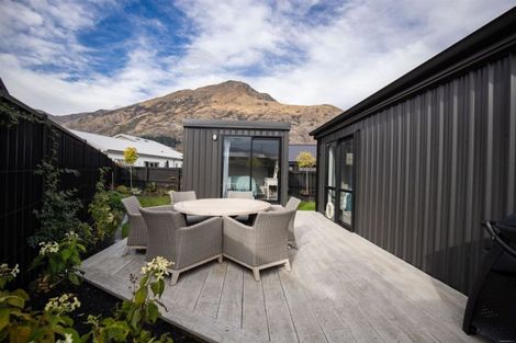 Photo of property in 6 Masons Court, Lower Shotover, Queenstown, 9304