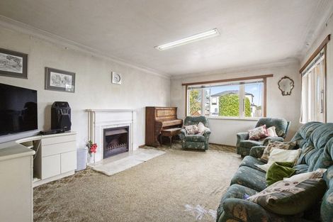 Photo of property in 9 Bunnythorpe Road, Papakura, 2110