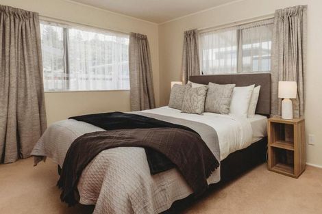 Photo of property in 2/47 Gilbert Street, New Plymouth, 4310