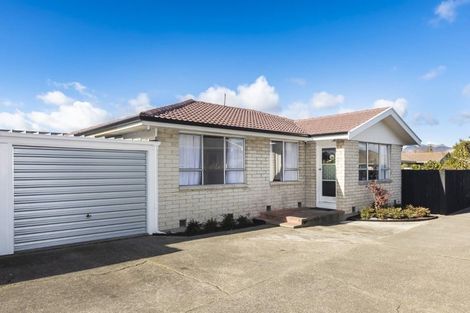 Photo of property in 1/49 Kuaka Crescent, Bromley, Christchurch, 8062