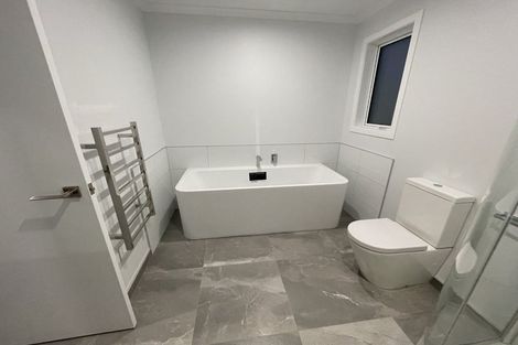 Photo of property in 16 Koreke Close, Kenepuru, Porirua, 5022