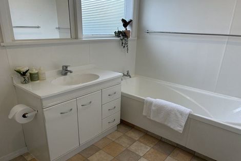 Photo of property in 233 Matai Road, Raumati Beach, Paraparaumu, 5032