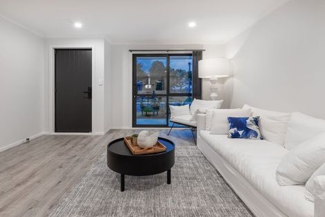 Photo of property in 1 Catherine Lane, Levin, 5510