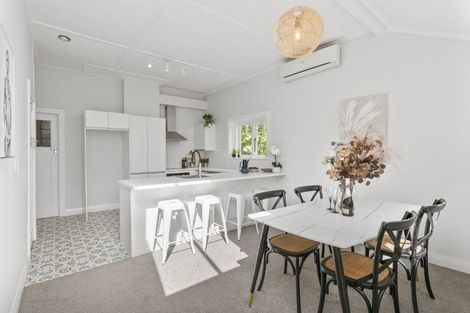 Photo of property in 10 Saint John Street, Aro Valley, Wellington, 6011