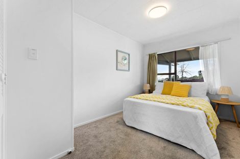 Photo of property in 34 Farwood Drive, Henderson, Auckland, 0612