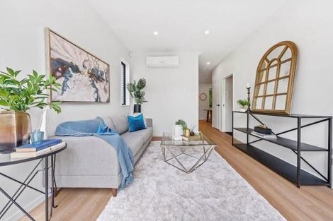 Photo of property in 36b Whitford Road, Botany Downs, Auckland, 2014