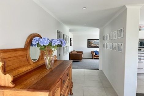 Photo of property in 3 Tiaki Way, Cambridge, 3434