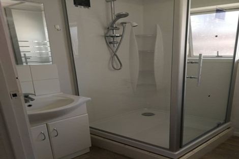 Photo of property in 2/36 Merton Road, Saint Johns, Auckland, 1072