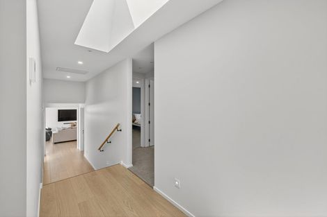 Photo of property in 6 Round Hill Rise, Cracroft, Christchurch, 8022