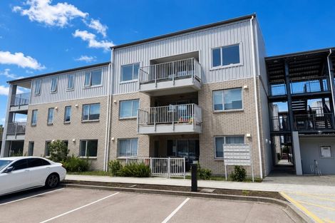 Photo of property in 204/28b Eileen Newey Place, Henderson, Auckland, 0612