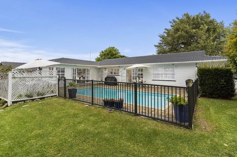 Photo of property in 85 Glenmore Road, Sunnyhills, Auckland, 2010