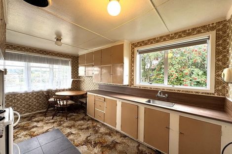 Photo of property in 14 Market Street, Kaitangata, 9210