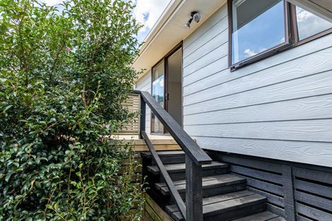 Photo of property in 2/900a Mount Eden Road, Three Kings, Auckland, 1024
