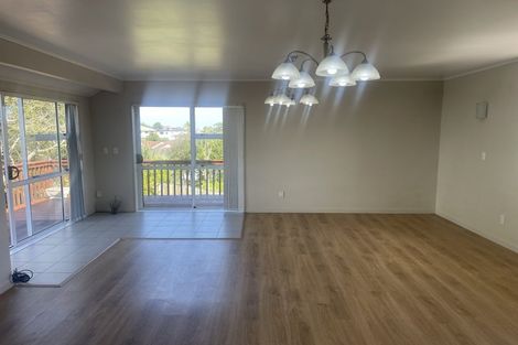 Photo of property in 24 Spencer Road, Pinehill, Auckland, 0632