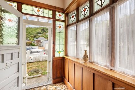 Photo of property in 73 Derwent Street, Island Bay, Wellington, 6023