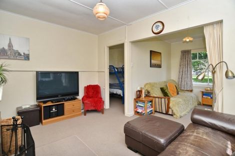 Photo of property in 17 Penfold Square, Leithfield, 7481