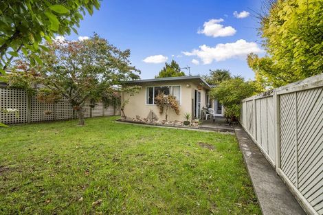 Photo of property in 22 Redwood Grove, Hokowhitu, Palmerston North, 4410