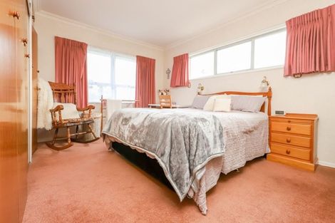 Photo of property in 4 Aotea Place, Chedworth, Hamilton, 3210