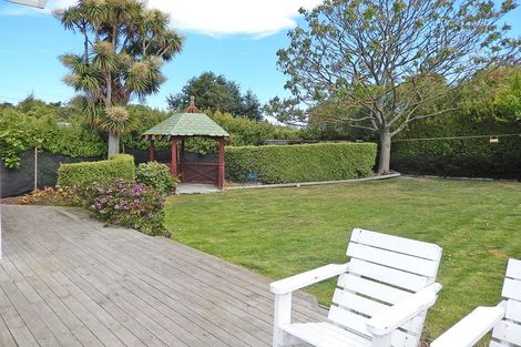 Photo of property in 114 Perth Street, Holmes Hill, Oamaru, 9401