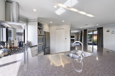 Photo of property in 9 Huetu Place, Bell Block, New Plymouth, 4312