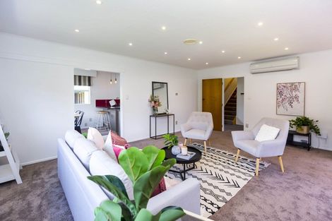 Photo of property in 15 Haylock Grove, Totara Park, Upper Hutt, 5018